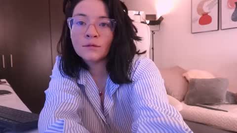 IG Soyanah  online show from 11.22.25