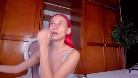 Anahi online show from 02.11.26