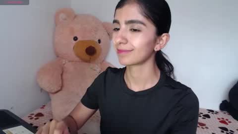 Anahi Browns online show from 02.16.26