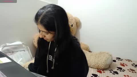 Anahi Browns online show from 02.23.26