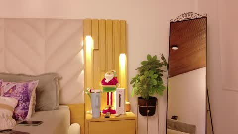 Anaise  online show from 11.26.25