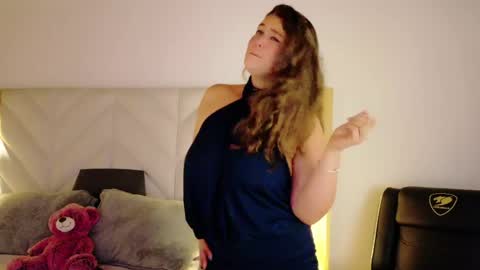 Anaise  online show from 05.27.26