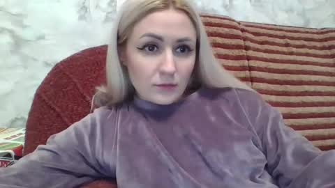 Snapshot of analqueen2024 chatting on 02.15.25 analqueen2024 online show from 02.15.25