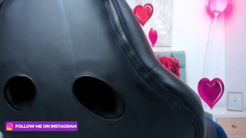 Snapshot of anamariiarios chatting on 02.13.25 Ana Maria online show from 02.13.25