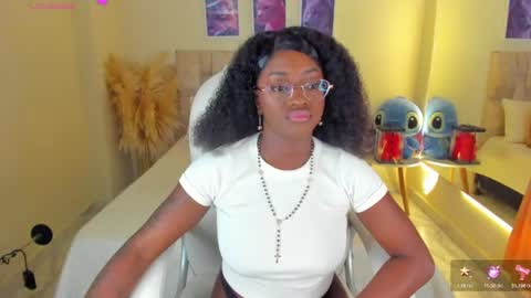 A N A  my connection hours are from 600 pm to 12 pm Colombian time online show from 07.23.26