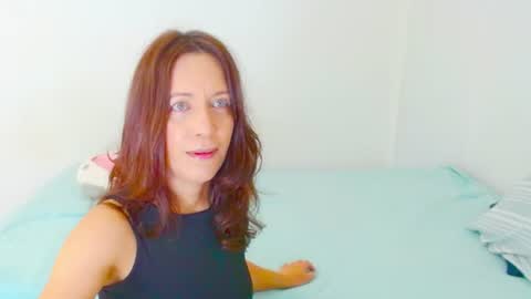 Snapshot of anapereira12 chatting on 06.12.26 anapereira12 online show from 06.12.26