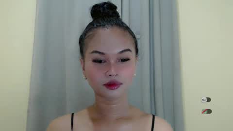 Snapshot of anaruru_ chatting on 02.18.25 ANA online show from 02.18.25