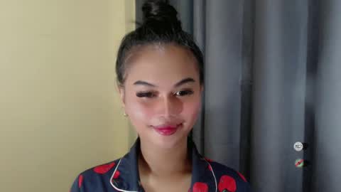 Snapshot of anaruru_ chatting on 03.01.25 ANA online show from 03.01.25