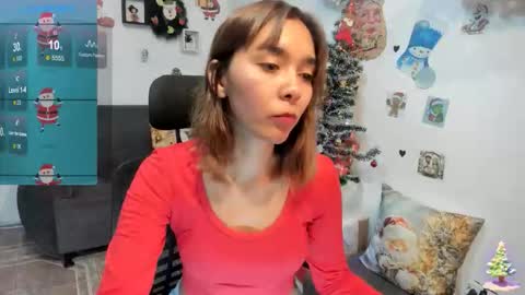Snapshot of anastasia_tuya chatting on 12.21.25 anastasia online show from 12.21.25