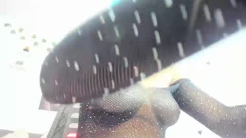 Snapshot of anastasia_tuya chatting on 02.17.26 anastasia online show from 02.17.26