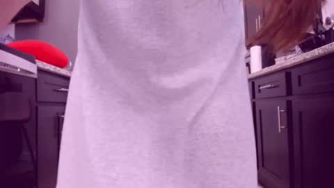 Snapshot of anastasiabeyond chatting on 10.30.25 Anastasia Beyond online show from 10.30.25