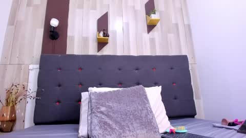 Snapshot of anastasiapriest chatting on 04.24.26 anastasia online show from 04.24.26