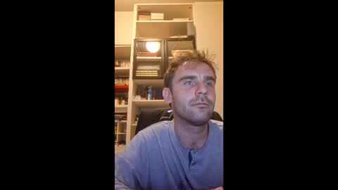 Snapshot of anatolim1 chatting on 04.12.26 ITA BLOZ online show from 04.12.26