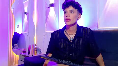 Snapshot of ander_ashford77 chatting on 05.26.26 Ander online show from 05.26.26