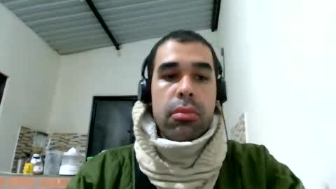 Snapshot of andersonbenitez77 chatting on 06.01.26 SoyRickMano online show from 06.01.26