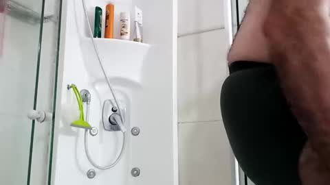 Snapshot of andipecas69 chatting on 02.02.26 andipecas69 online show from 02.02.26