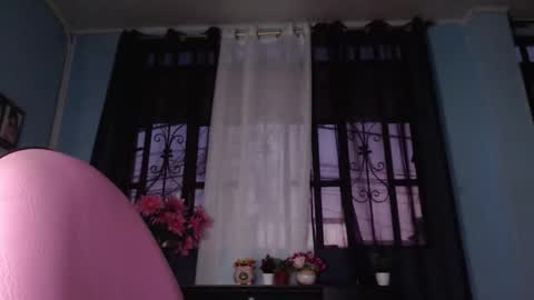 Snapshot of andre10_ chatting on 09.12.25 MARIA  online show from 09.12.25