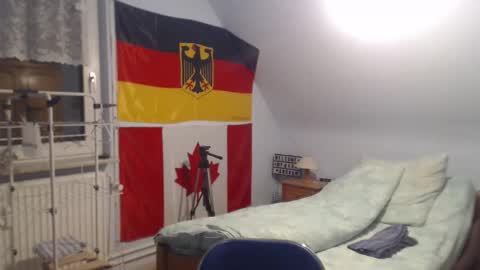 Snapshot of andre124231 chatting on 12.12.24 Andre online show from 12.12.24