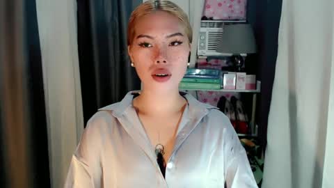 andrea06121998 online show from 06.19.26