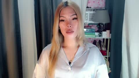 andrea06121998 online show from 07.05.26