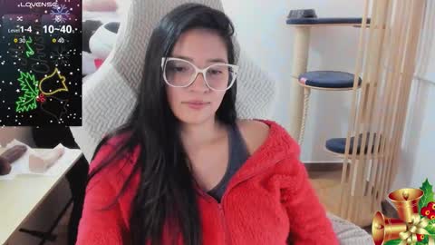 Snapshot of andrea_bonnie chatting on 12.19.25 andrea_bonnie online show from 12.19.25
