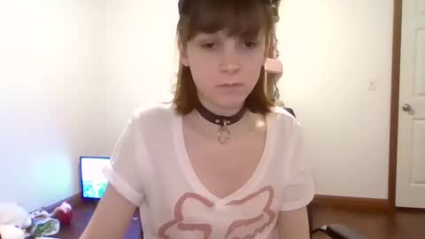 Snapshot of andrea_davenport chatting on 12.29.24 andrea online show from 12.29.24