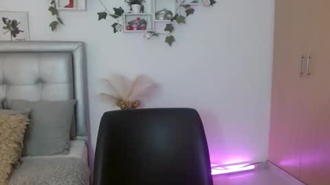 Andrea online show from 03.31.26