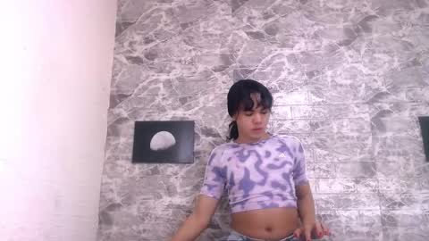 Snapshot of andrea_gill_ chatting on 10.07.25 Andres Gil online show from 10.07.25