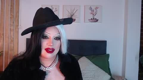 ANDREA  online show from 10.08.25