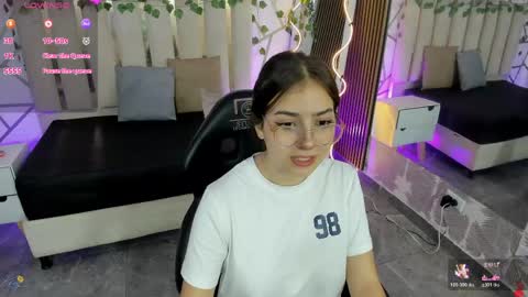 andrea_tay1 online show from 06.02.26