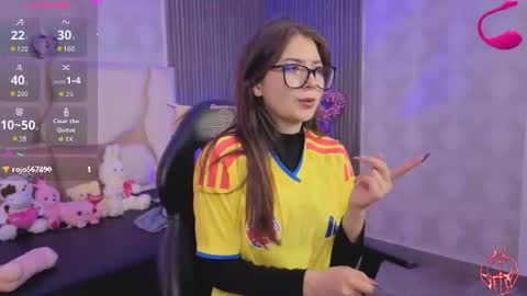 andrea_tay1 online show from 07.07.26