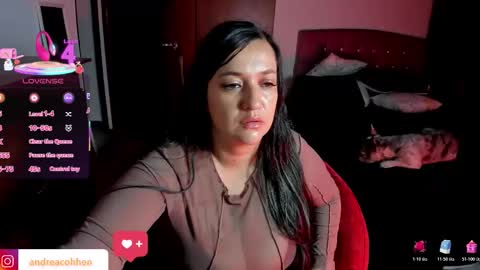 Snapshot of andreacohenz chatting on 11.17.25 andrea online show from 11.17.25