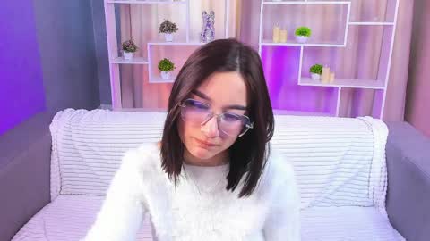 andreajohnsons online show from 04.09.26