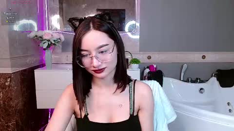 Snapshot of andreajohnsons chatting on 04.26.26 andreajohnsons online show from 04.26.26