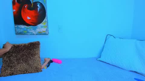 andrea online show from 02.16.25