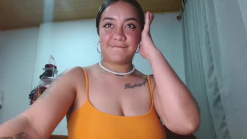 Snapshot of andrebigboobs chatting on 02.19.25 Andre online show from 02.19.25