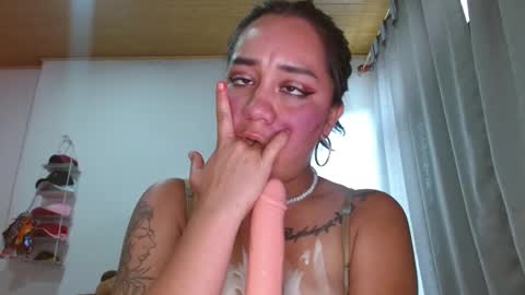 Snapshot of andrebigboobs chatting on 02.21.25 Andre online show from 02.21.25