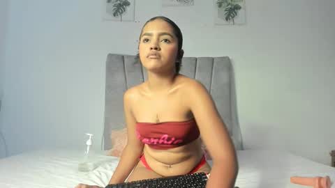 andreina_evans online show from 04.07.26