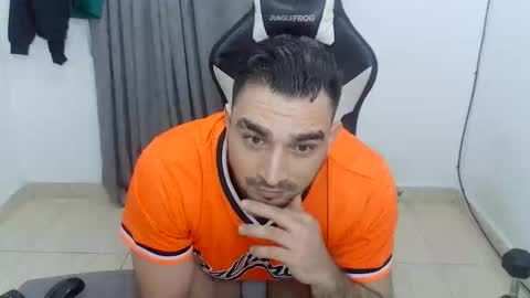 andres180950734 online show from 06.10.26