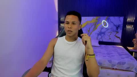 IM ANDRES online show from 04.06.26