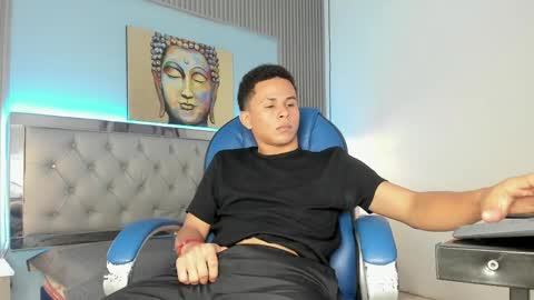Snapshot of andres1_8 chatting on 05.21.26 IM ANDRES online show from 05.21.26
