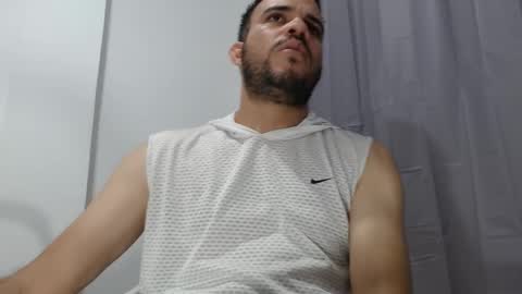Snapshot of andres_blanco_ chatting on 10.15.25 i am Andres online show from 10.15.25