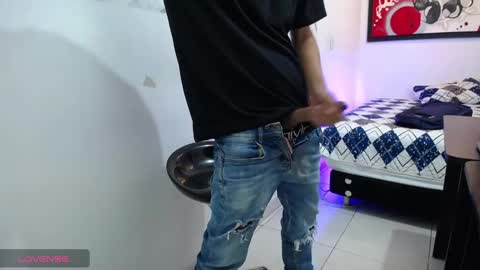 Snapshot of andressdean chatting on 12.14.24 Andres Dean online show from 12.14.24