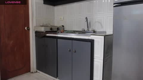 Snapshot of andressdean chatting on 12.24.24 Andres Dean online show from 12.24.24