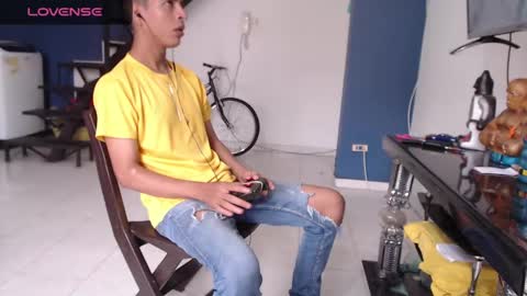 Snapshot of andressdean chatting on 01.16.25 Andres Dean online show from 01.16.25