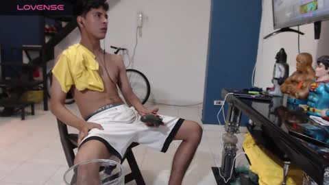 Snapshot of andressdean chatting on 01.20.25 Andres Dean online show from 01.20.25