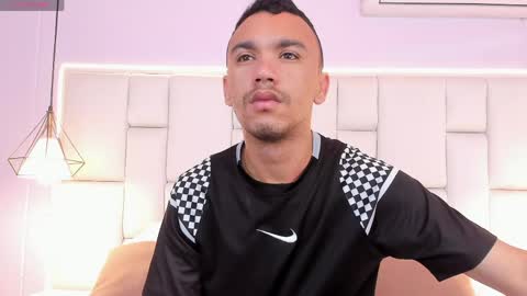 Snapshot of andressolorzano chatting on 05.27.26 Andres online show from 05.27.26
