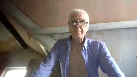 Snapshot of andrew160258 chatting on 04.16.26 Andrew online show from 04.16.26