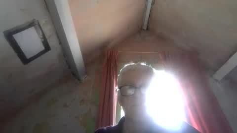 Snapshot of andrew160258 chatting on 04.19.26 Andrew online show from 04.19.26