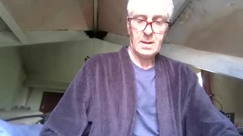 Snapshot of andrew160258 chatting on 05.17.26 Andrew online show from 05.17.26